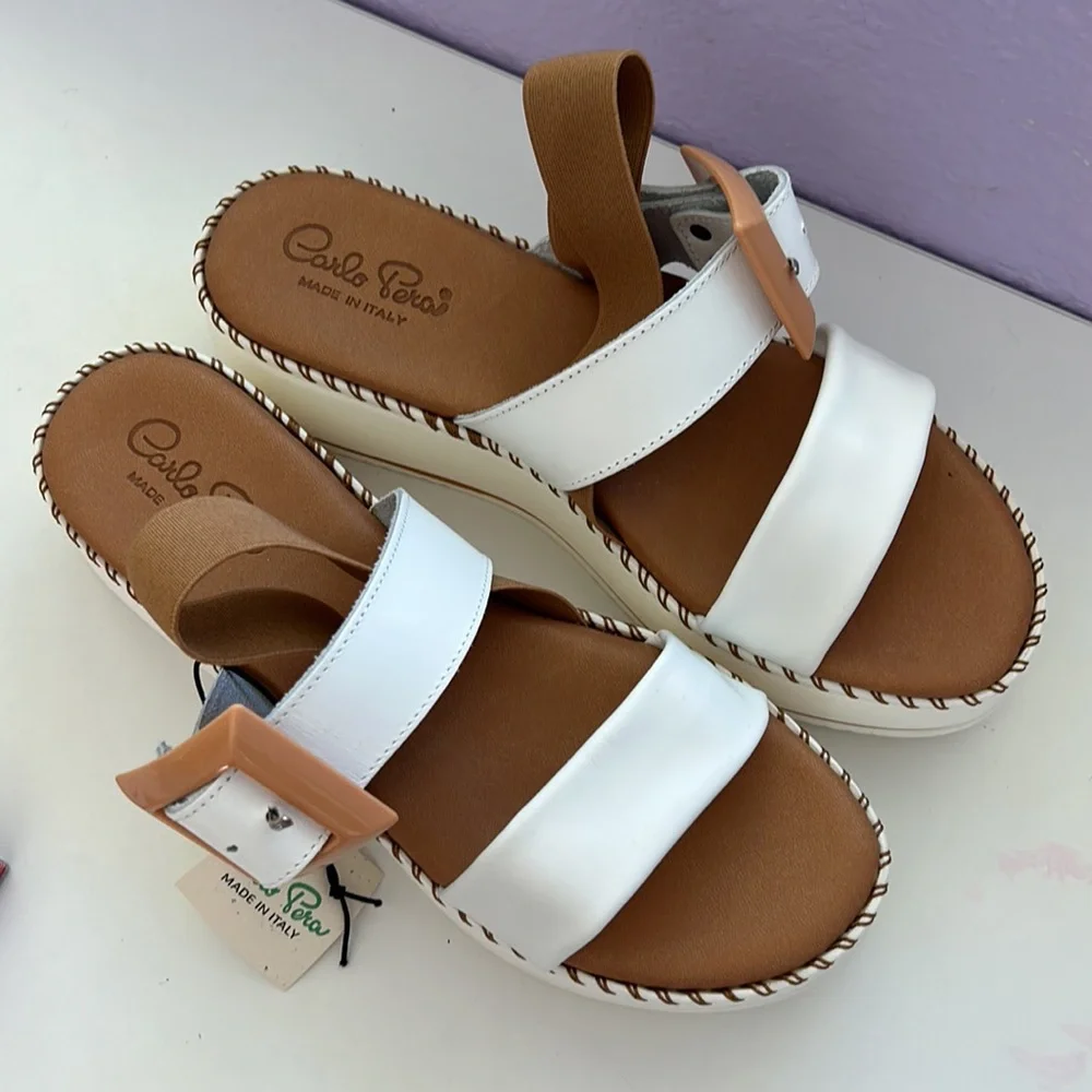 Leather slides made in Italy